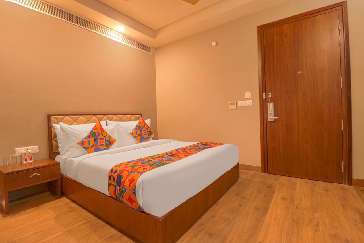 Fabhotel Prime Shanit Delhi  Exterior foto